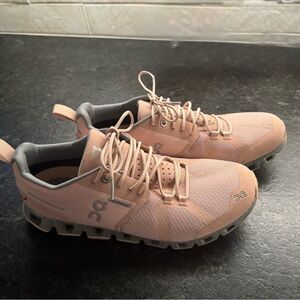 On Women's Blush Sneakers
Like new. Excellent condition. Worn Twice.